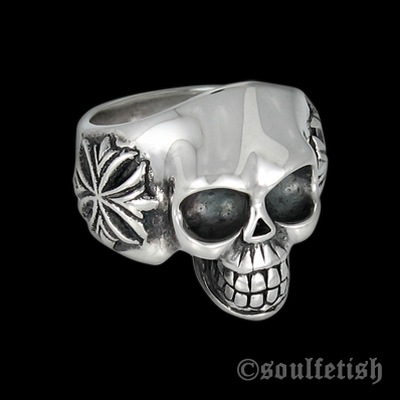 SoulFetish Cador Skull Ring