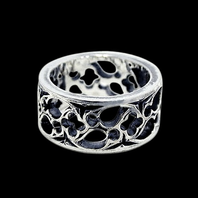 Noster Band Ring
